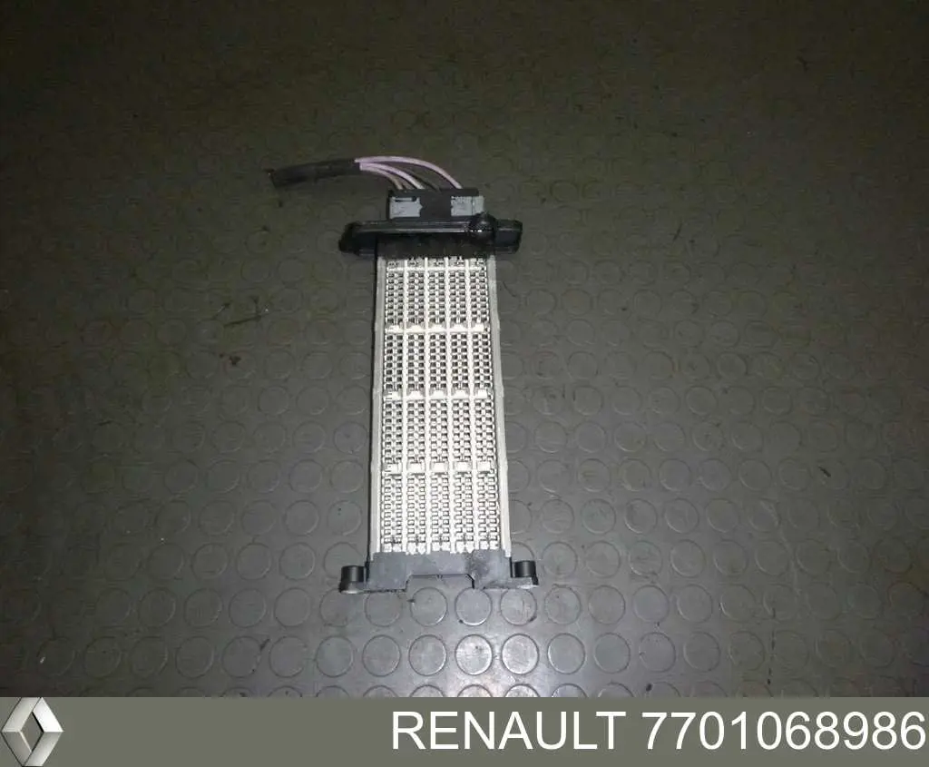 7701068986 Renault (RVI) Podgrzewacz elektryczny powietrza układu ogrzewania salonu