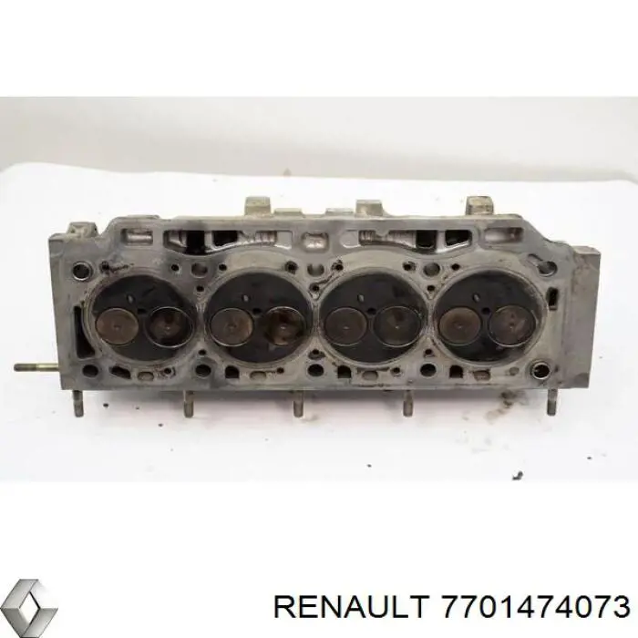  Głowica cylindrów Renault Laguna 1