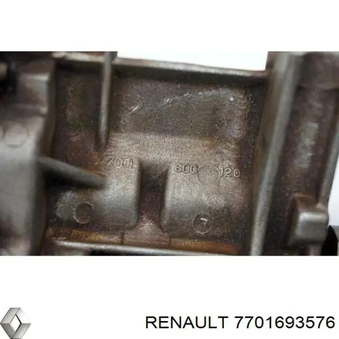 Pompa oleju 7701693576 Renault (RVI)