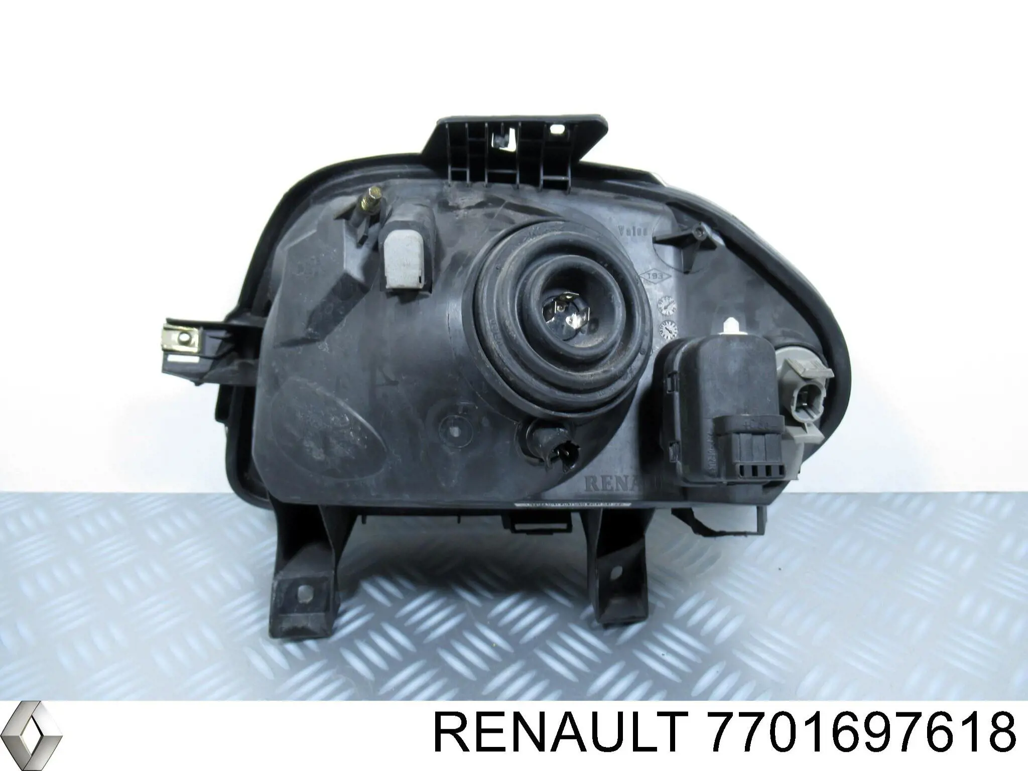 Reflektor prawy Renault (RVI) 7701697618 cena, od 56,18 USD