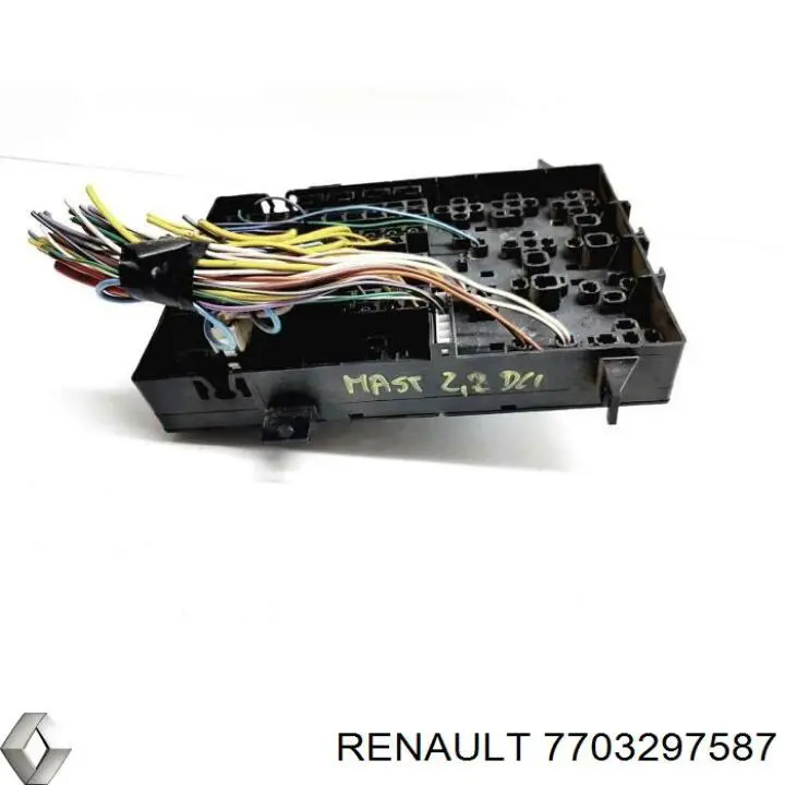 Skrzynka bezpieczników Renault Master II