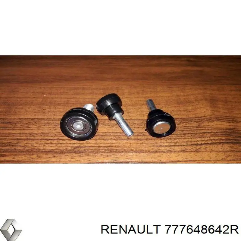 Do koszyka 777648642R Renault (RVI) Rolka drzwi bocznych (przesuwnych) prawa środkowa