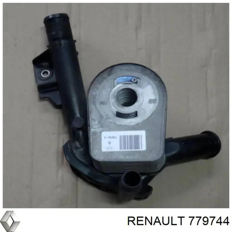 Chłodnica oleju, pod filtrem Renault (RVI) 779744 cena, od 44,38 USD