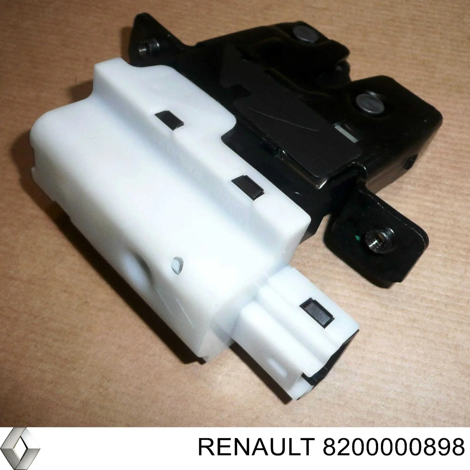 8200000898 Renault (RVI) Zamek klapy bagażnika (3/5 drzwi tylnych)