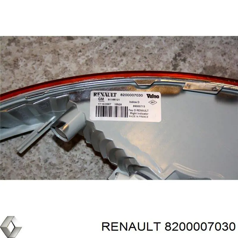 Do koszyka 8200007030 Nissan/Infiniti Kierunkowskaz prawy