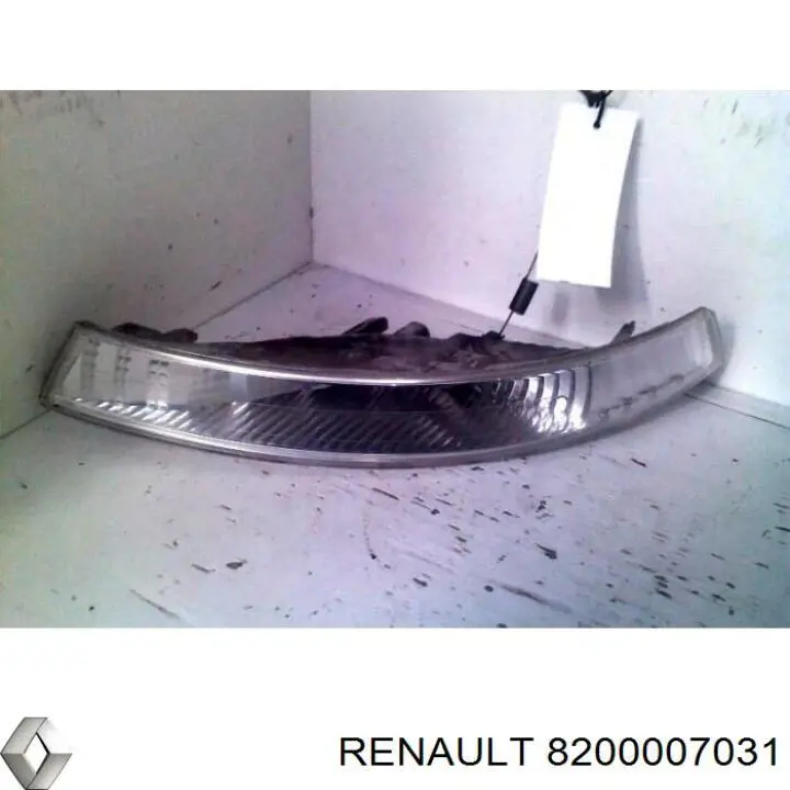 8200007031 Renault (RVI) Kierunkowskaz lewy