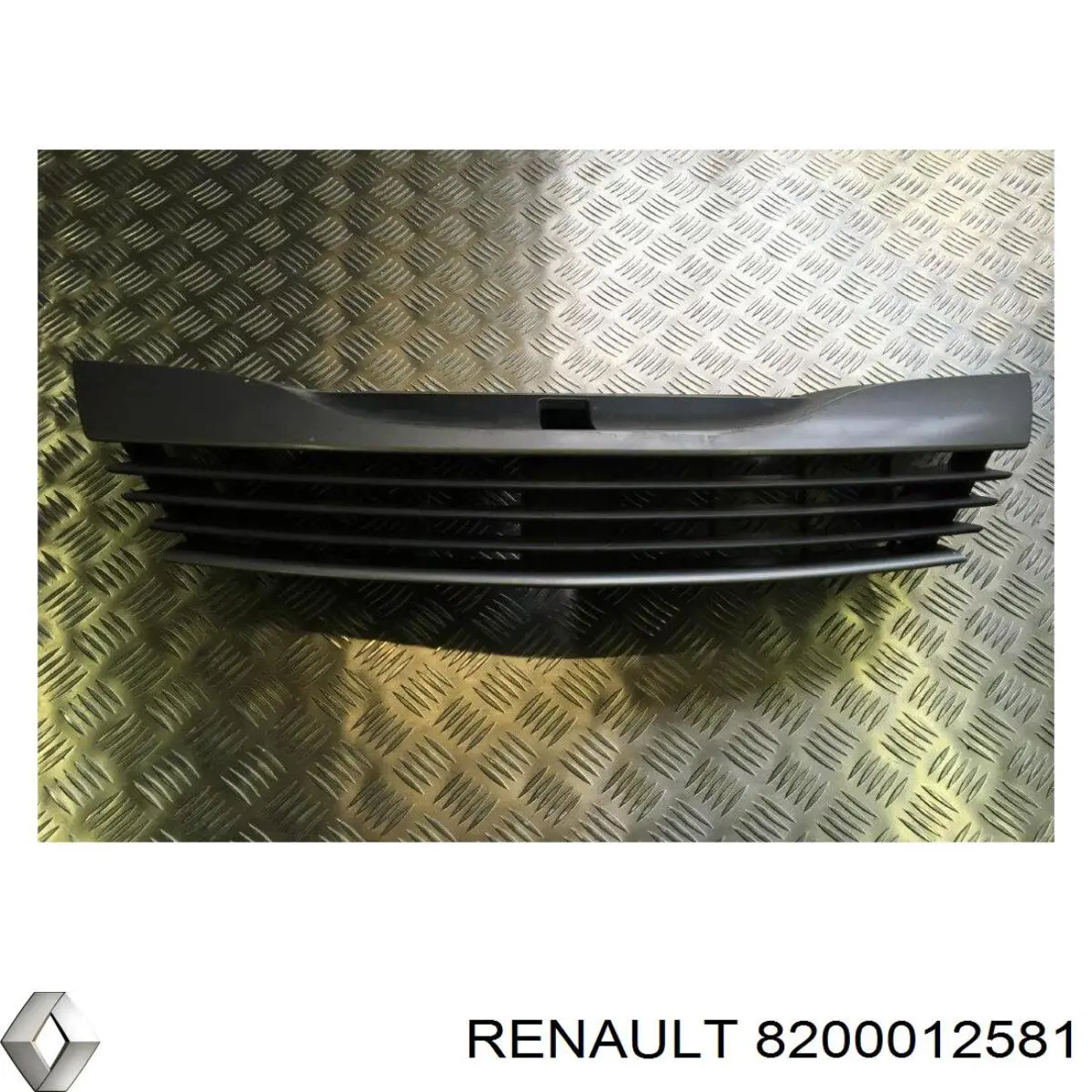 8200012581 Renault (RVI) Atrapa chłodnicy