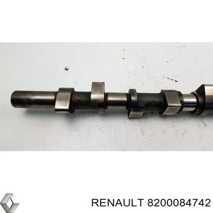 Do koszyka 8200084742 Renault (RVI) Wał rozrządu silnika