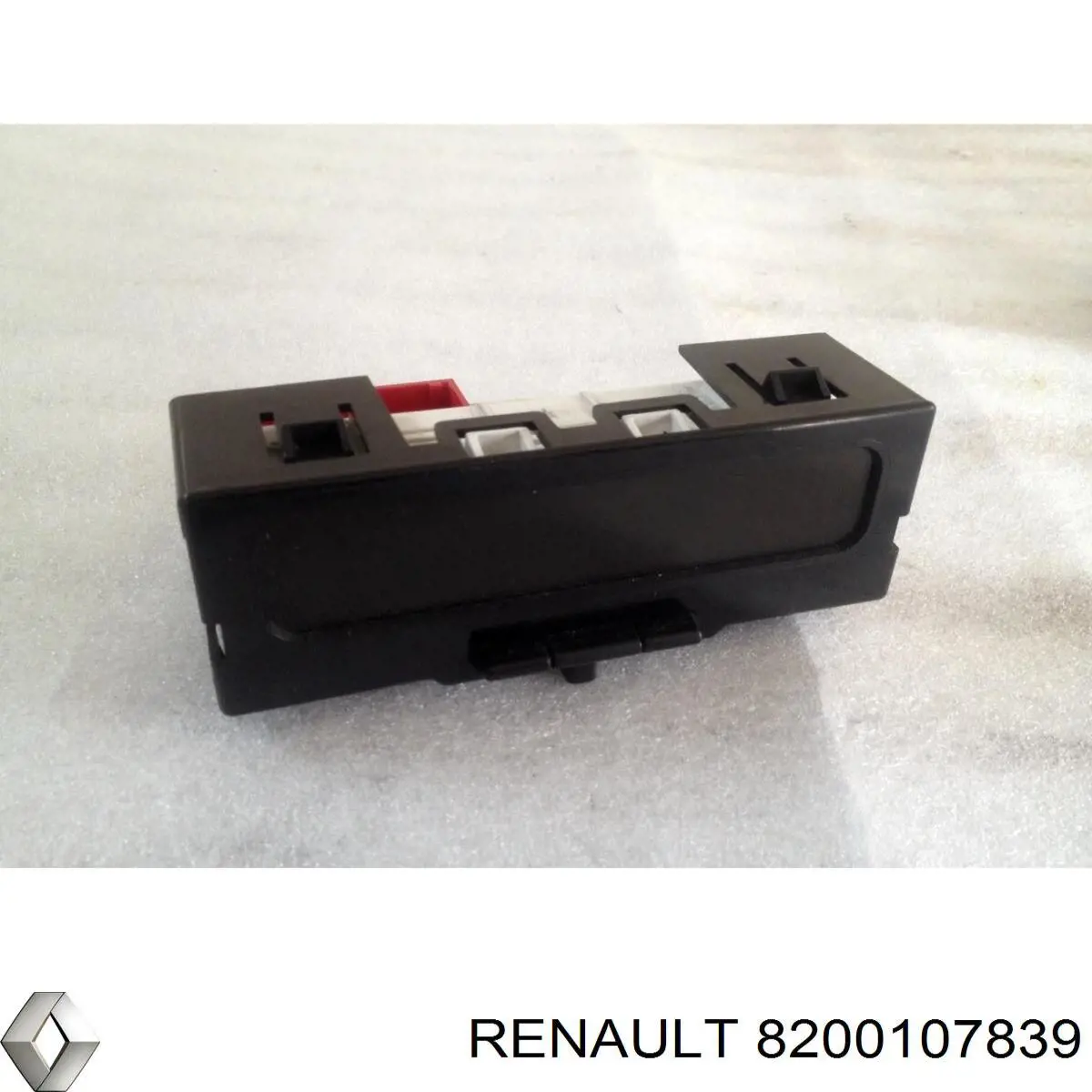 Wyświetlacz wielofunkcyjny Renault (RVI) 8200107839 cena, od 32,35 USD