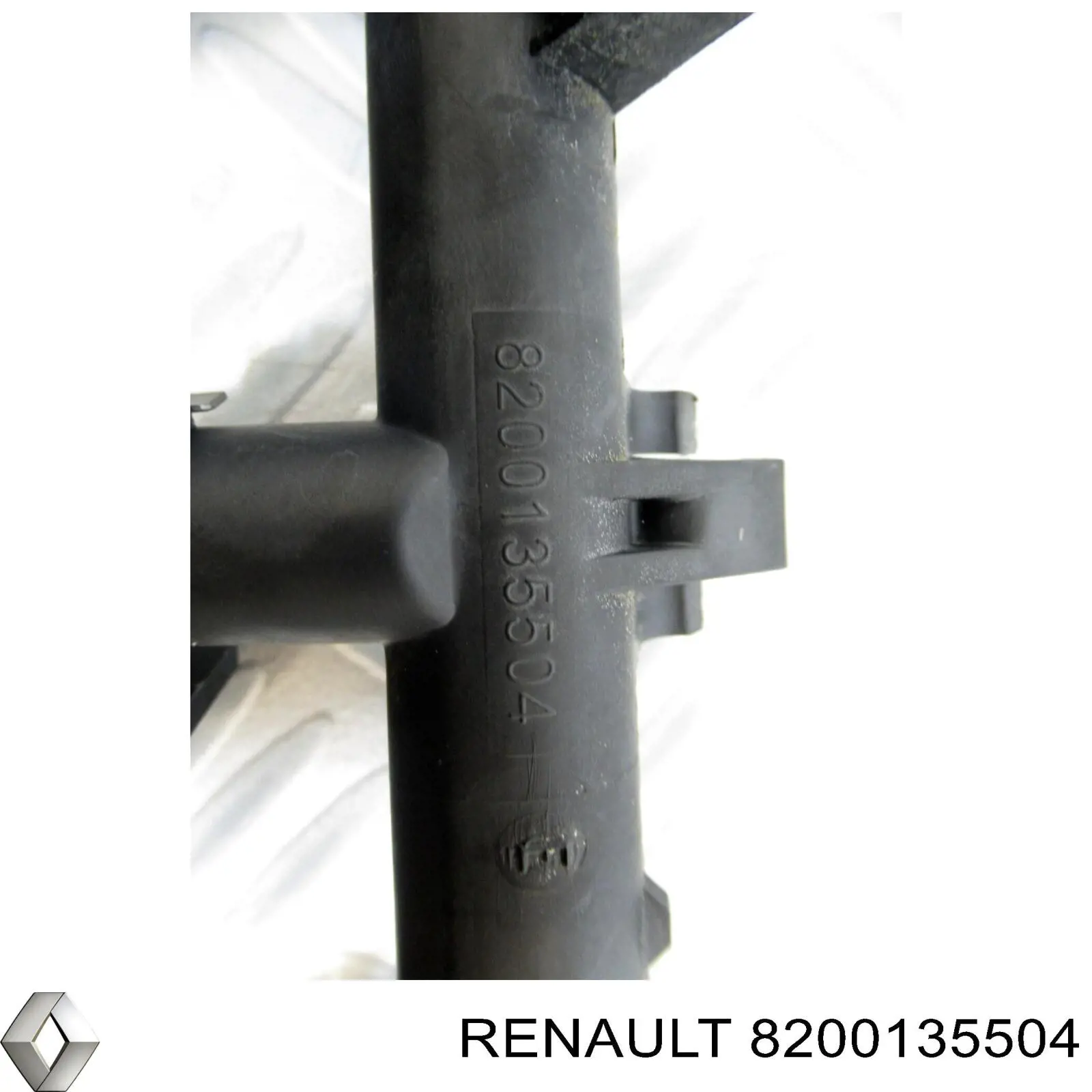 Do koszyka 8200135504 Renault (RVI) Rozdzielacz paliwa