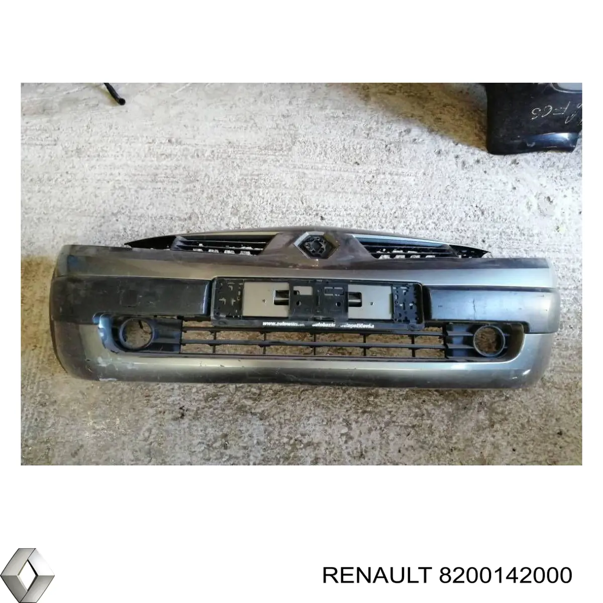 Zderzak przedni Renault (RVI) 8200142000 cena, od 154,93 USD