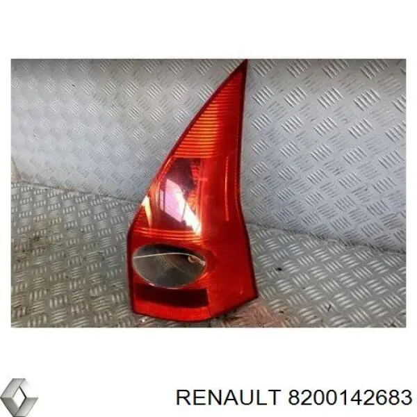 Do koszyka 8200142683 Renault (RVI) Lampa zespolona tylna prawa