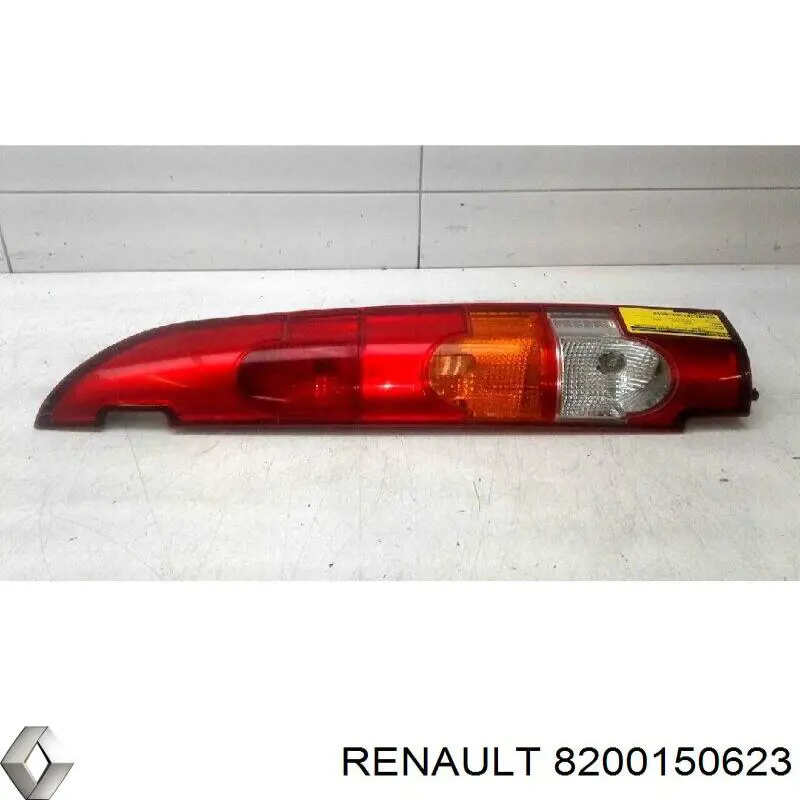 8200150623 Renault (RVI) Lampa zespolona tylna lewa