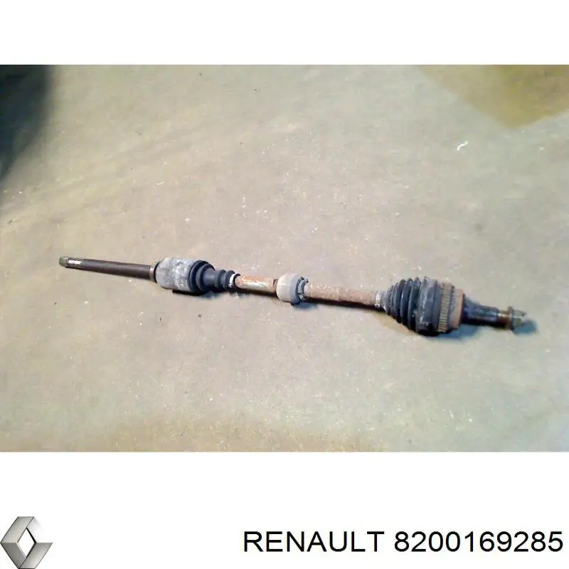 Półoś napędowa przednia prawa Renault (RVI) 8200169285 cena, od 110,49 USD