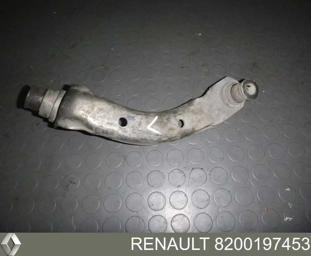 Do koszyka 8200197453 Renault (RVI) Wspornik przedniej belki