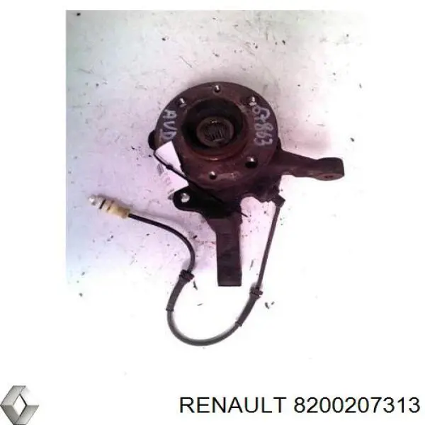 8200207313 Renault (RVI) Czop (zwrotnica) przedni prawy