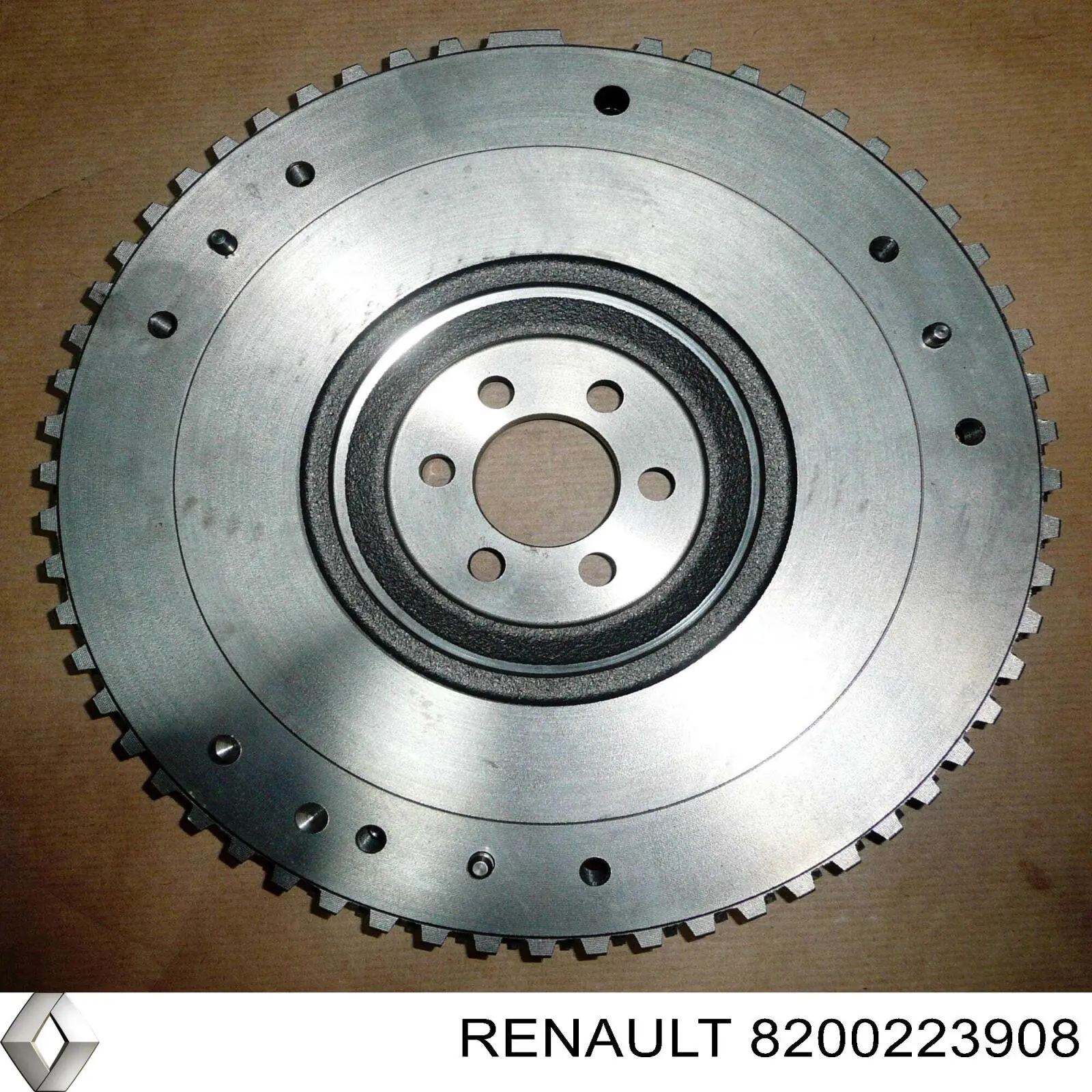 Do koszyka 8200223908 Renault (RVI) Koło zamachowe silnika