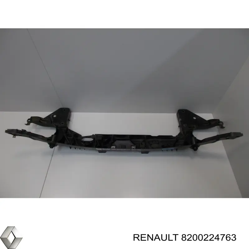 Osłona chłodnicy kompletna (panel mocowania reflektorów) Renault (RVI) 8200224763 cena, od 136,21 USD