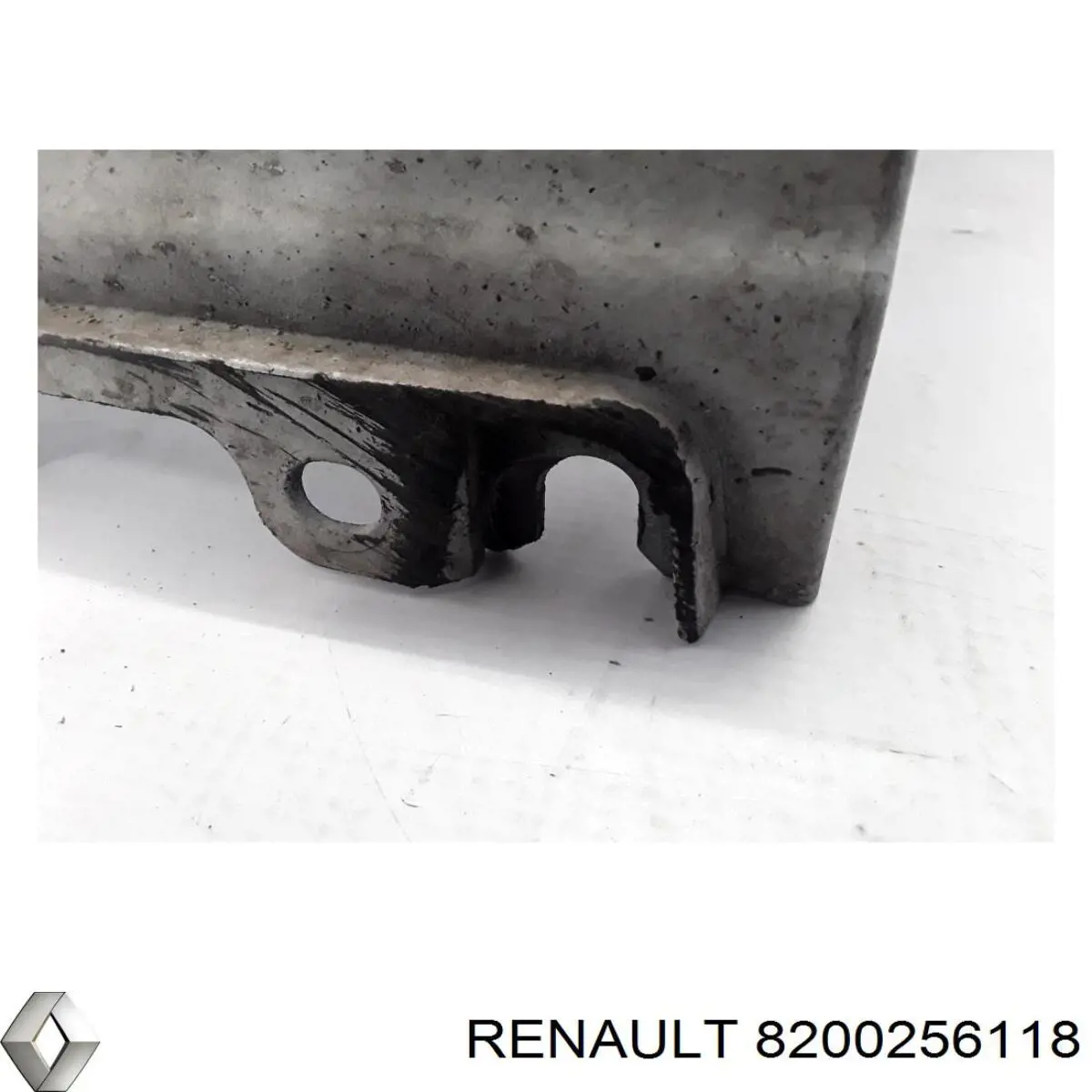 Błotnik przedni prawy do Renault Clio III GRANDTOUR KR01