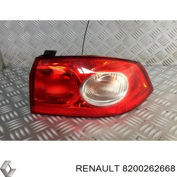 Lampa zespolona tylna prawa zewnętrzna Renault (RVI) 8200262668 cena, od 73,21 USD