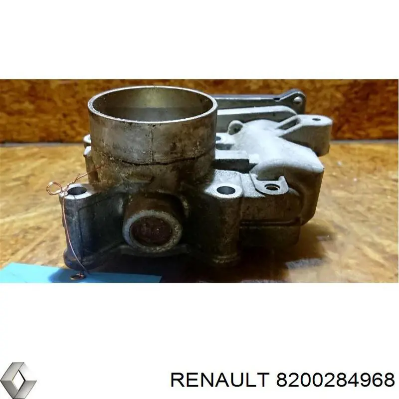 Do koszyka 8200284968 Renault (RVI) Przepustnica, komplet