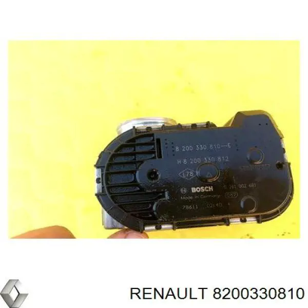 Do koszyka 8200330810 Renault (RVI) Przepustnica, komplet