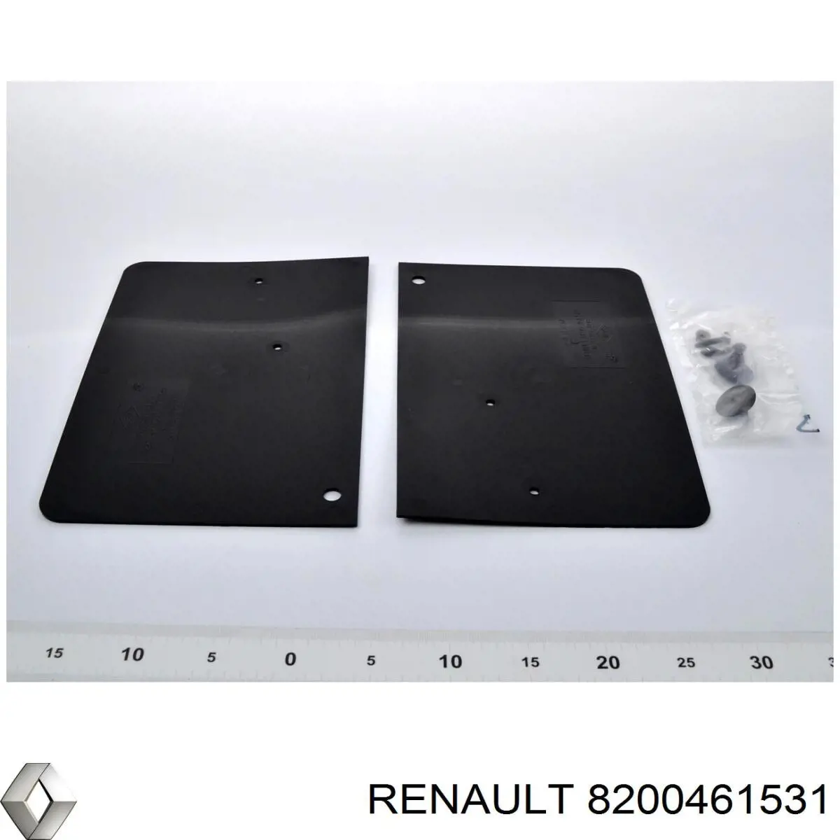 Chlapacze przednie, zestaw do Renault Trafic III 
