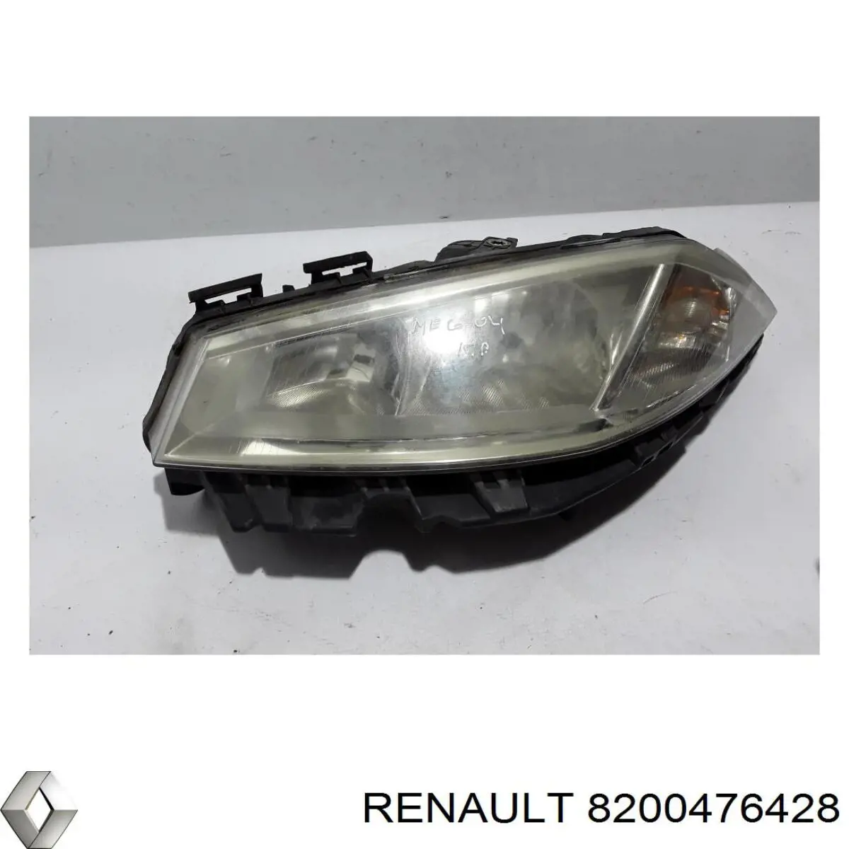 8200476428 Renault (RVI) Reflektor lewy