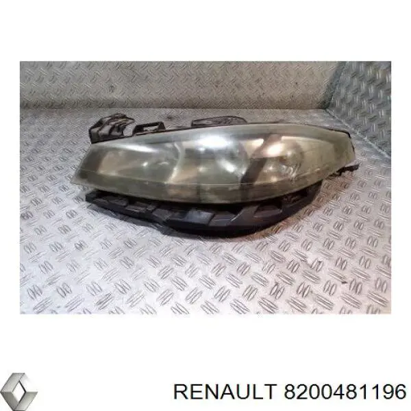 8200481196 Renault (RVI) Reflektor lewy