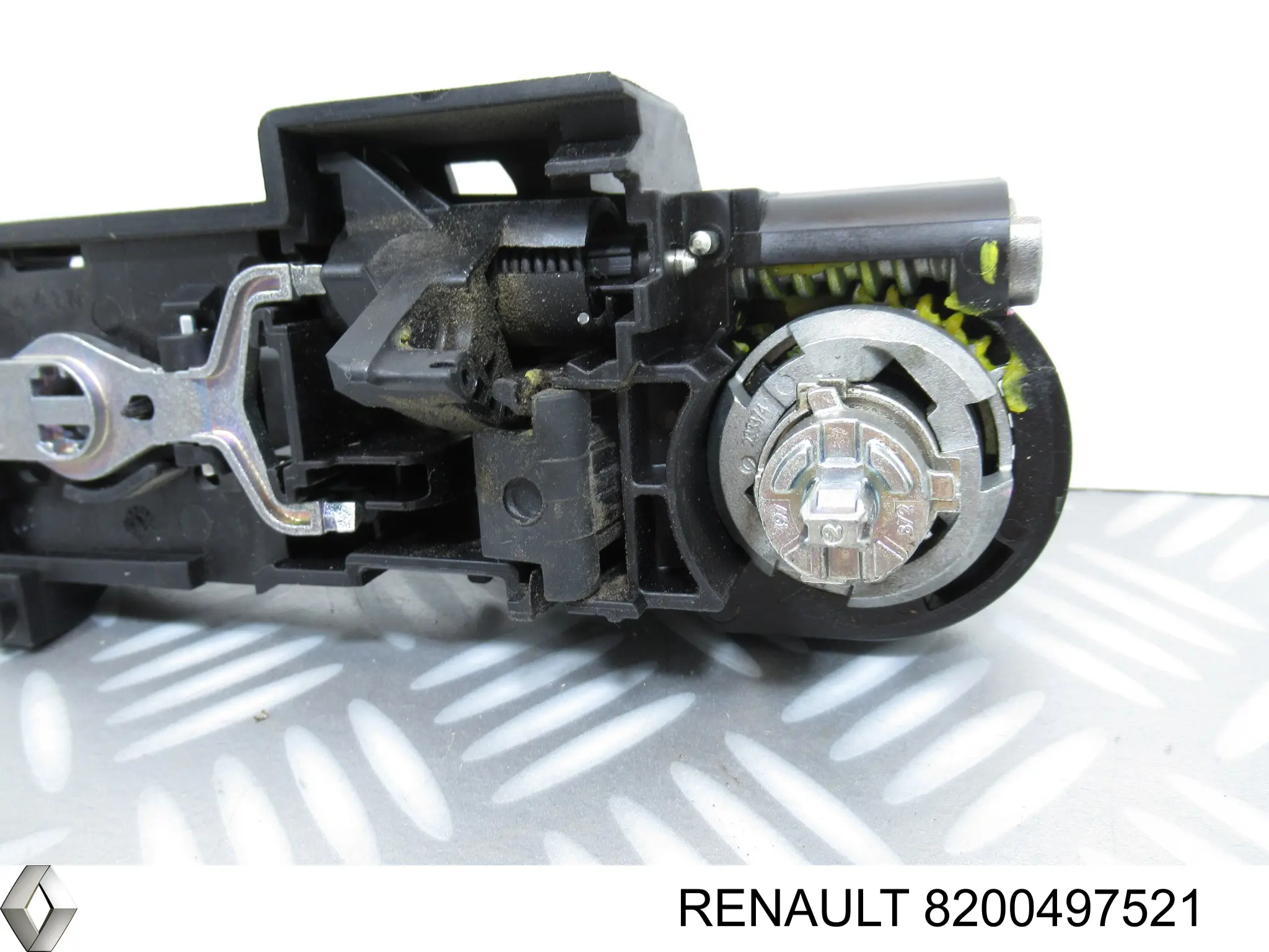 Pałąk zewnętrznej klamki drzwi przednich lewej Mercedes 8200497521 cena, od 43,04 USD
