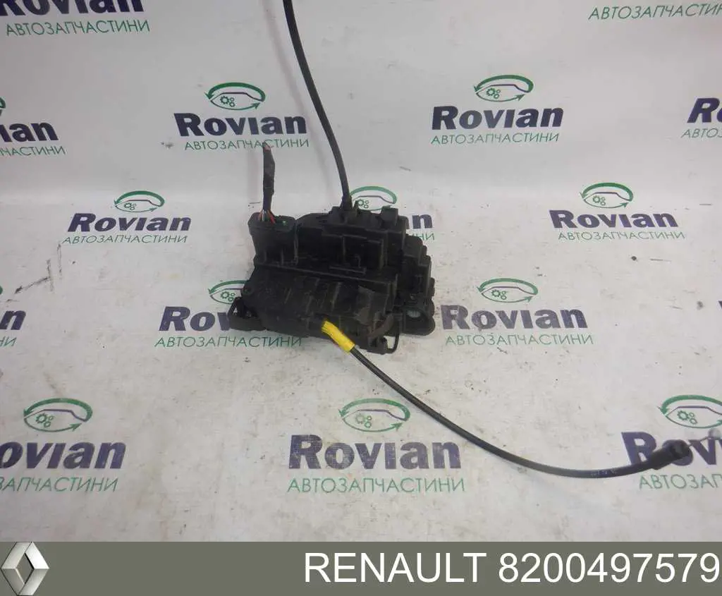 Do koszyka 8200497579 Renault (RVI) Zamek drzwi przednich lewych