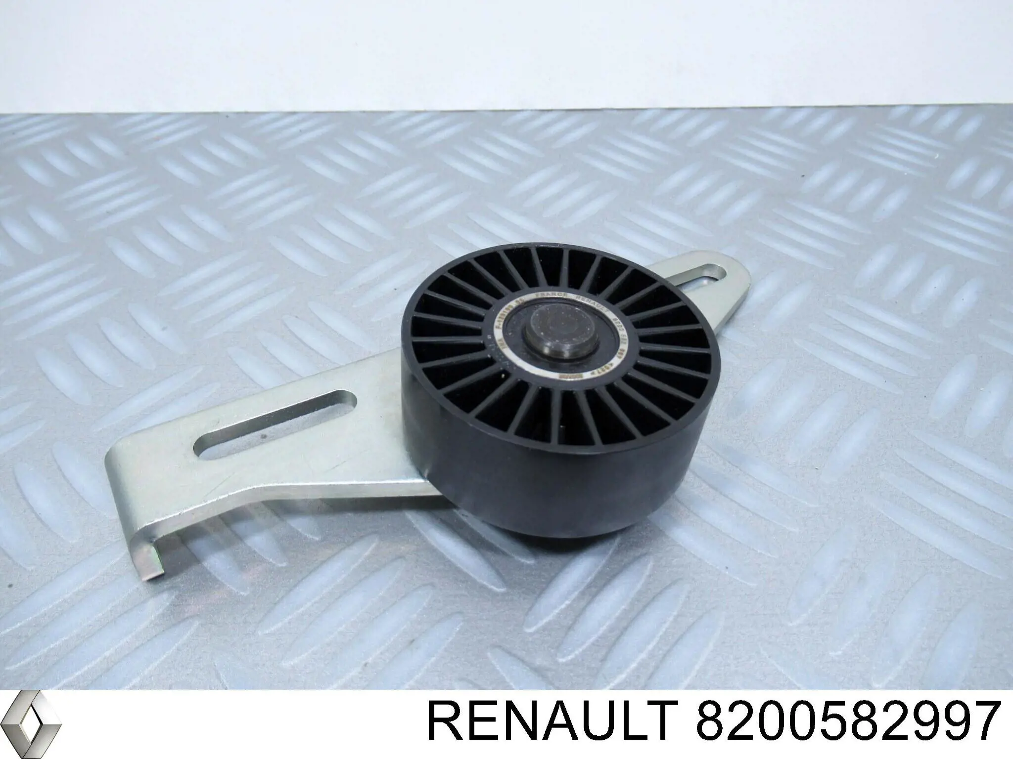 Napinacz paska napędowego Renault (RVI) 8200582997 cena, od 24,88 USD