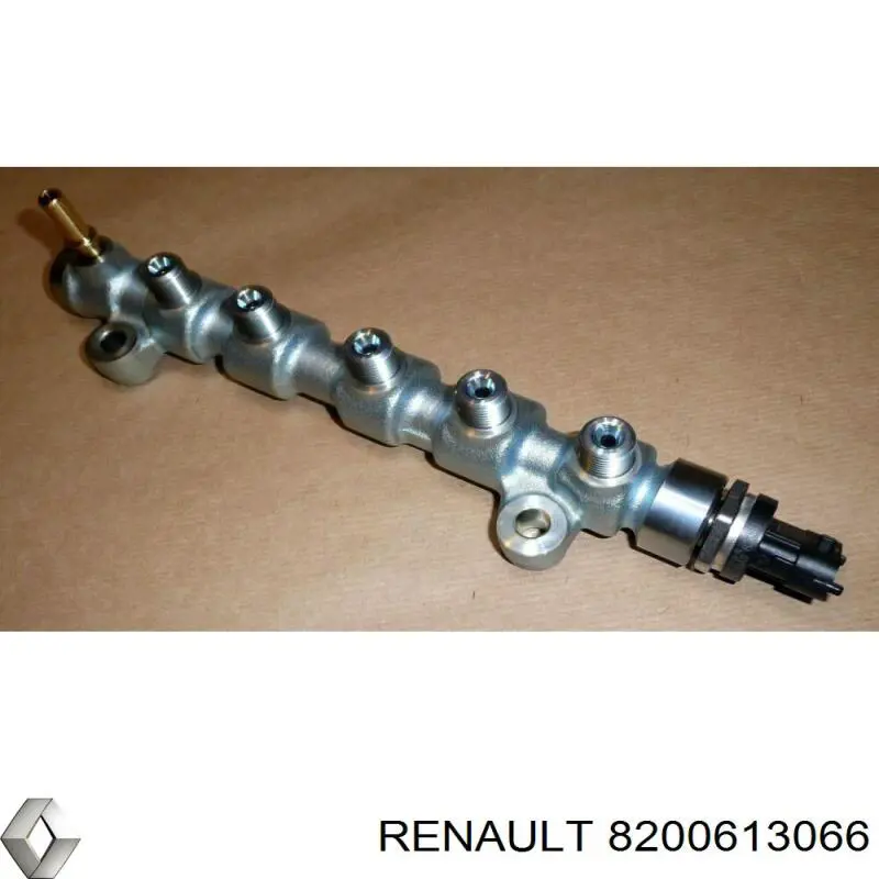 8200613066 Renault (RVI) Rozdzielacz paliwa
