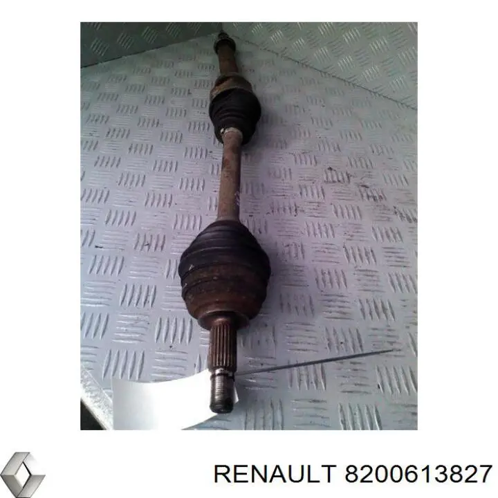 8200613827 Renault (RVI) Półoś napędowa przednia prawa