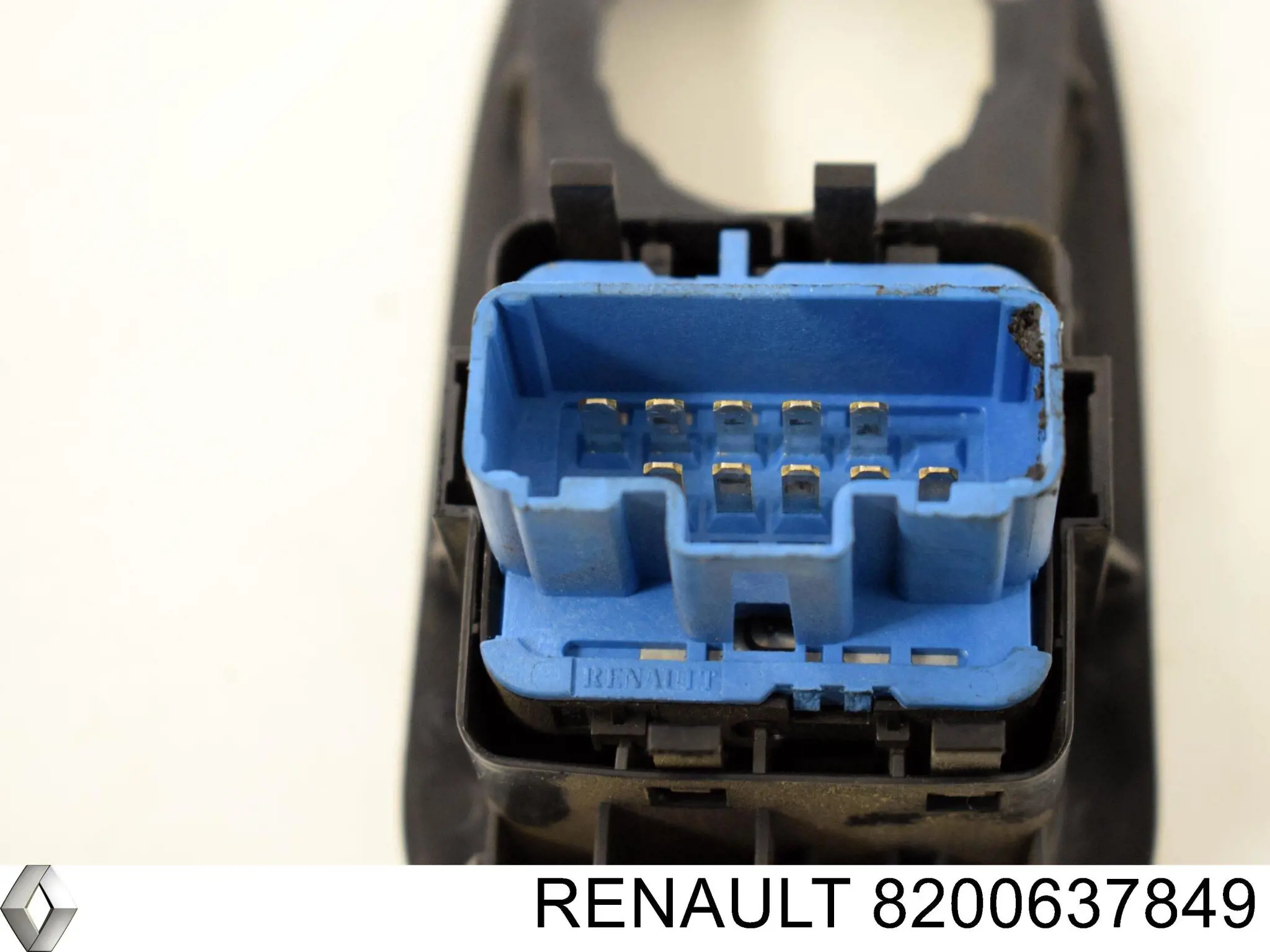 8200637849 Renault (RVI) Panel (nakładka) modułu sterowania podnośnikiem szyby przedni lewy