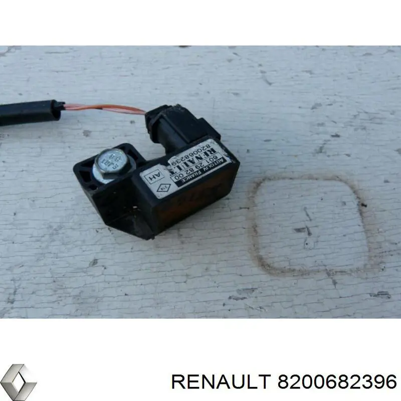 8200682396 Renault (RVI) Czujnik AIRBAG przedni