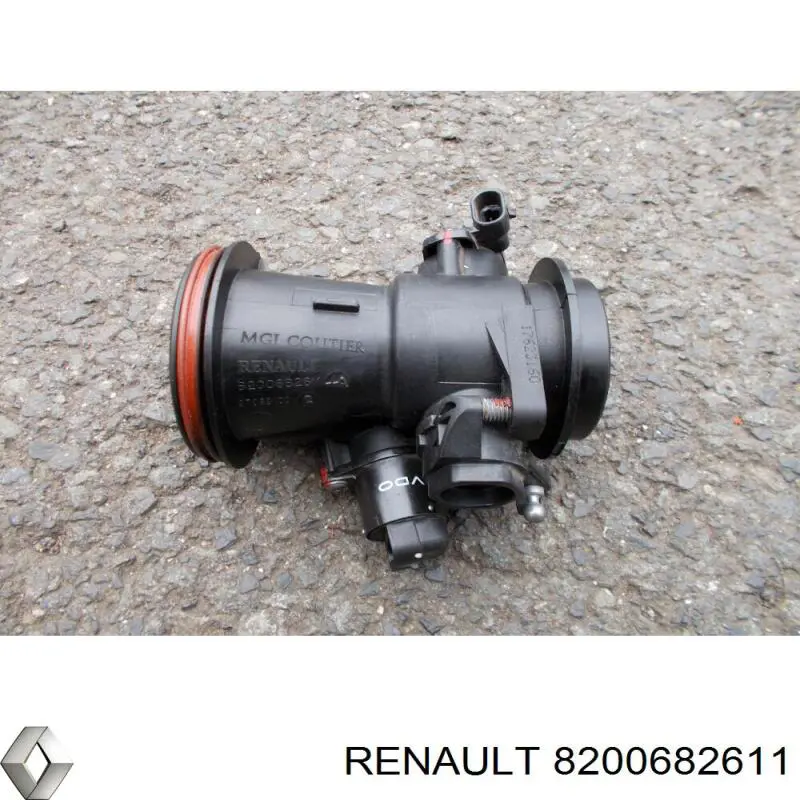 Do koszyka 8200682611 Renault (RVI) Przepustnica, komplet