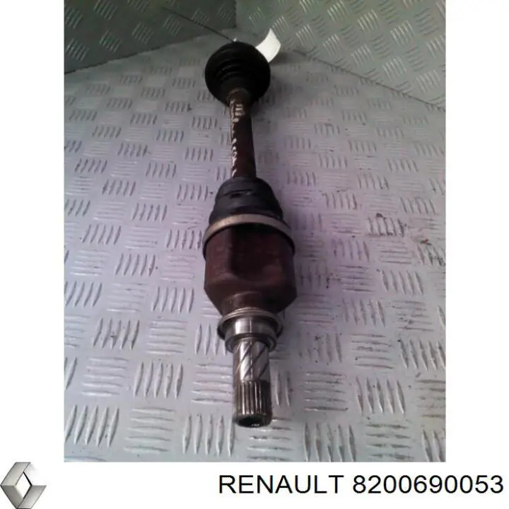 8200690053 Renault (RVI) Półoś napędowa przednia lewa