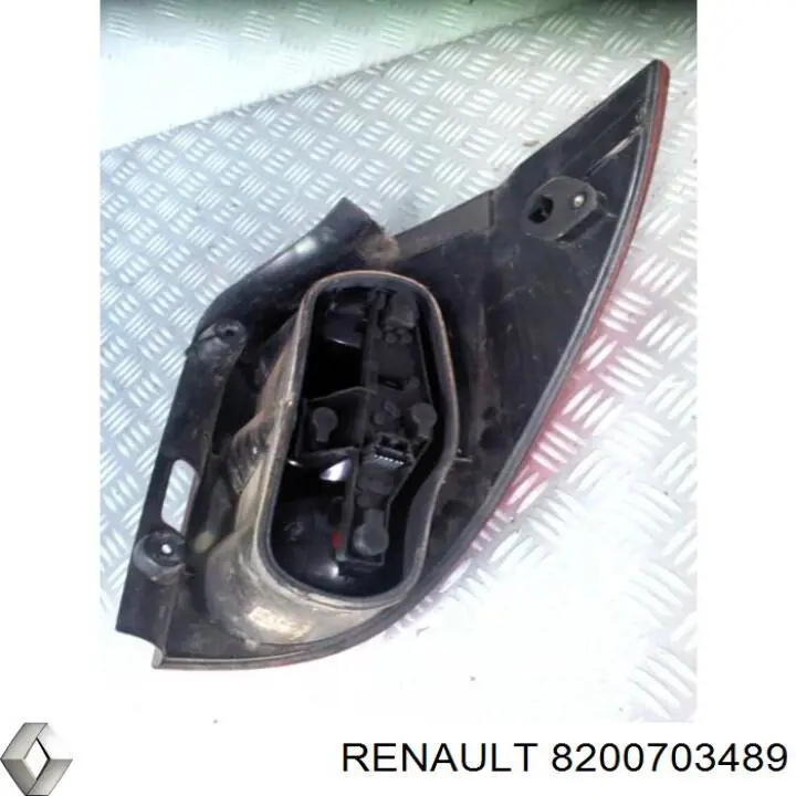 8200703489 Renault (RVI) lampa zespolona tylna prawa