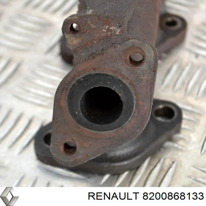 Do koszyka 8200868133 Renault (RVI) Kolektor wydechowy