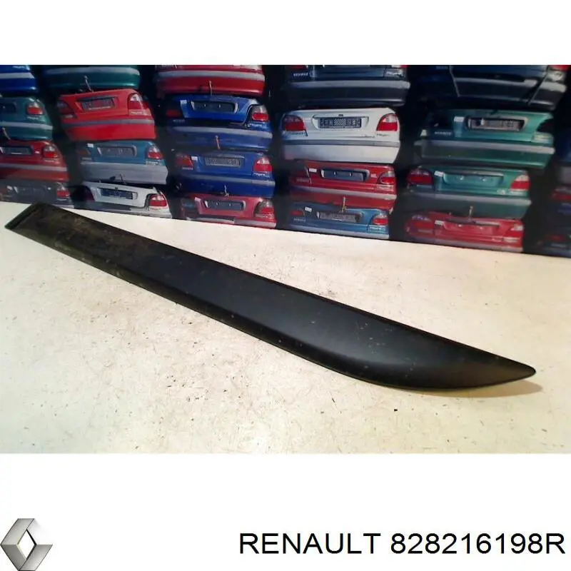 828216198R Renault (RVI) Listwa ochronna drzwi tylnych lewych
