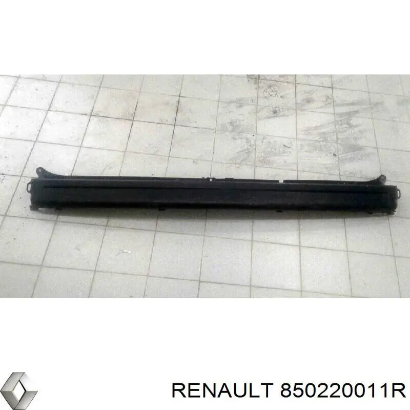 Do koszyka 850220011R Renault (RVI) Zderzak tylny