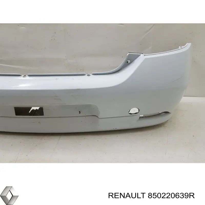 Do koszyka 850220639R Renault (RVI) Zderzak tylny