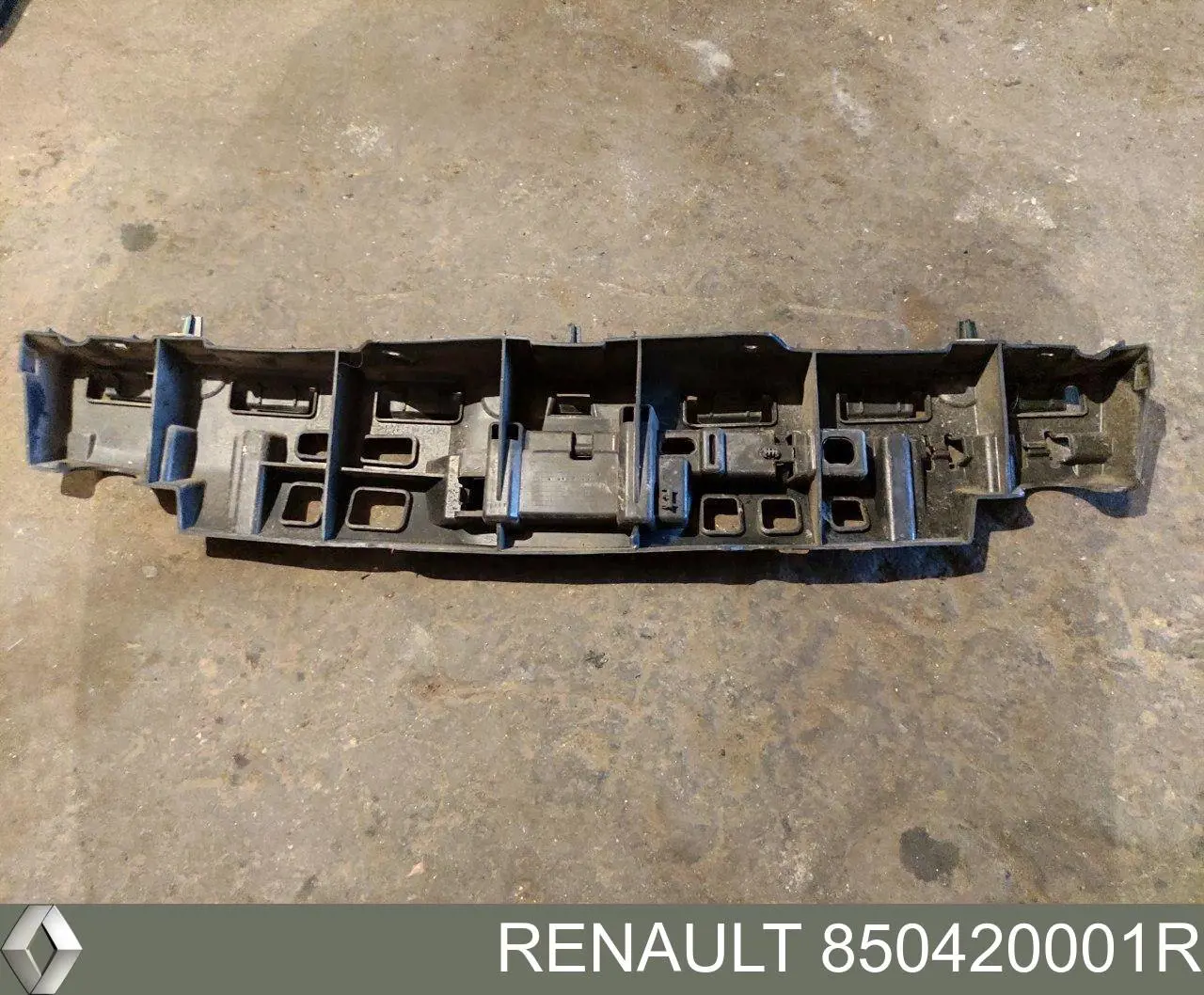Absorber (wypełniacz) zderzaka tylnego Renault (RVI) 850420001R cena, od 66,21 USD