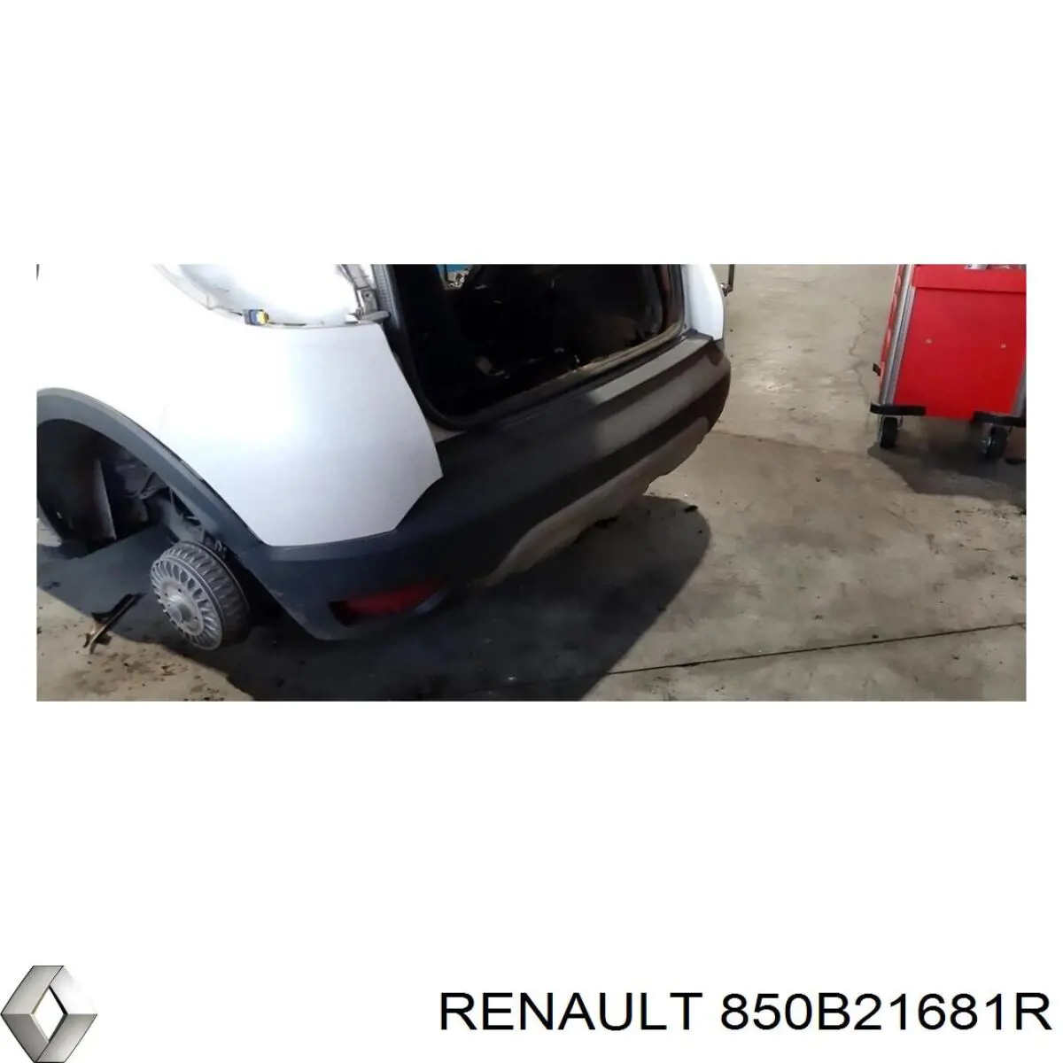 850B21681R Renault (RVI) Zderzak tylny