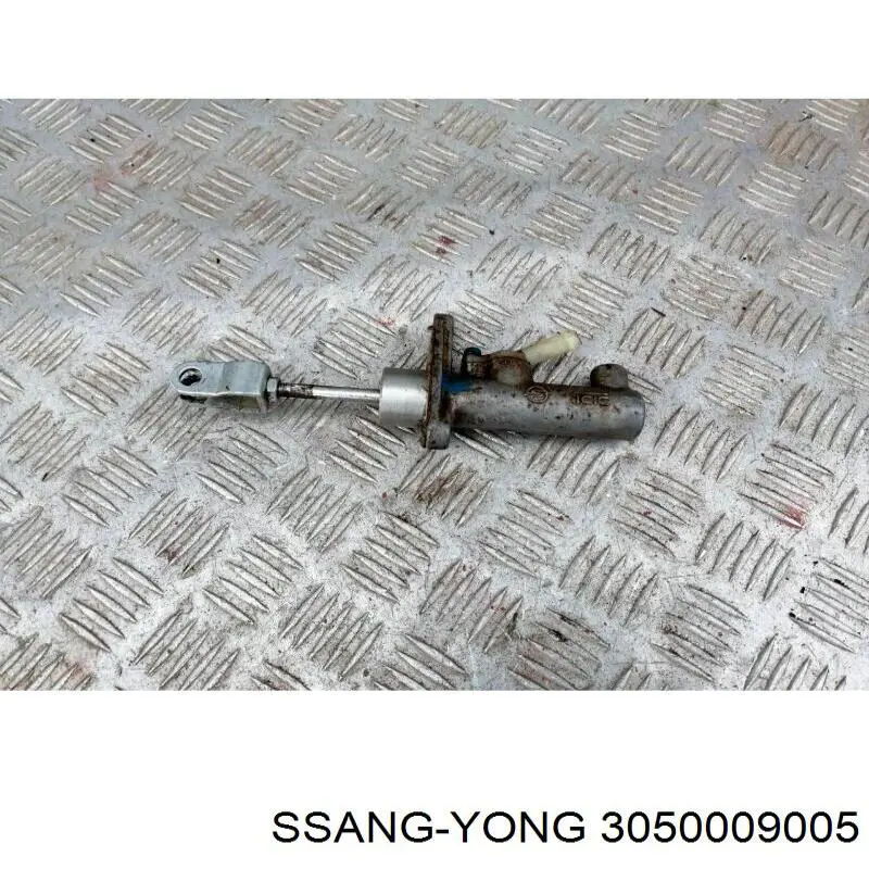 Cylinder sprzęgła główny Ssang Yong 3050009005 cena, od 59,62 USD