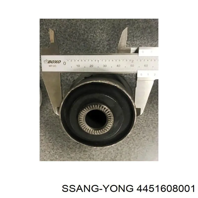 Do koszyka 4451608001 Ssang Yong Silentblock przedniego wahacza dolnego