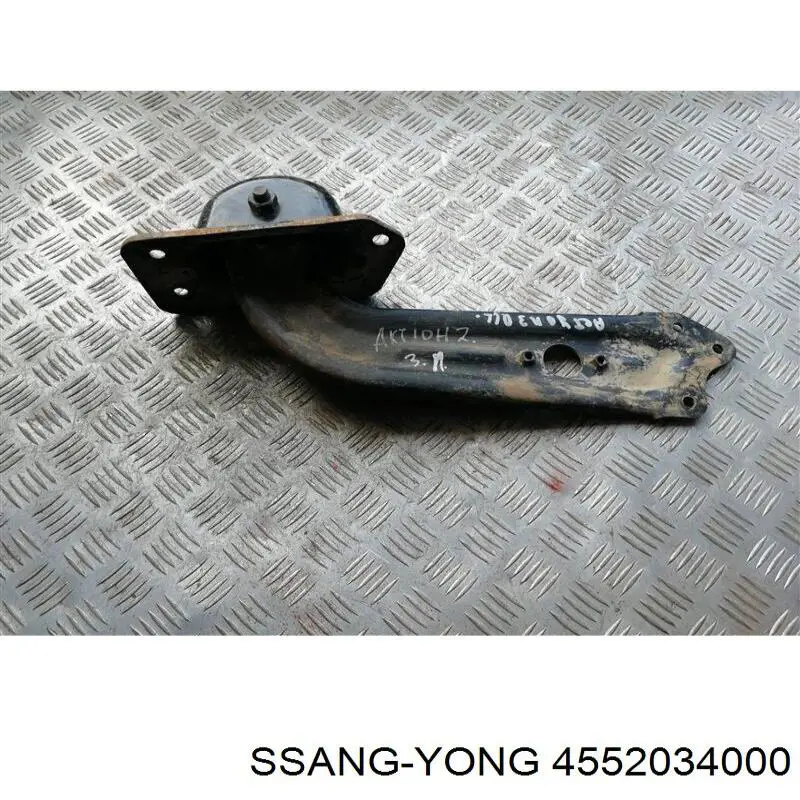 Do koszyka 4552034000 Ssang Yong Wahacz (drążek) zawieszenia tylnego podłużny dolny prawy