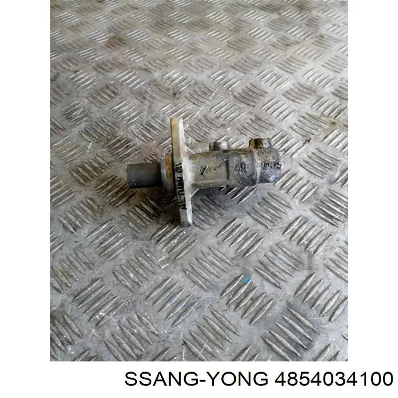 Główny cylinder hamulców Ssang Yong 4854034100 cena, od 65,42 USD