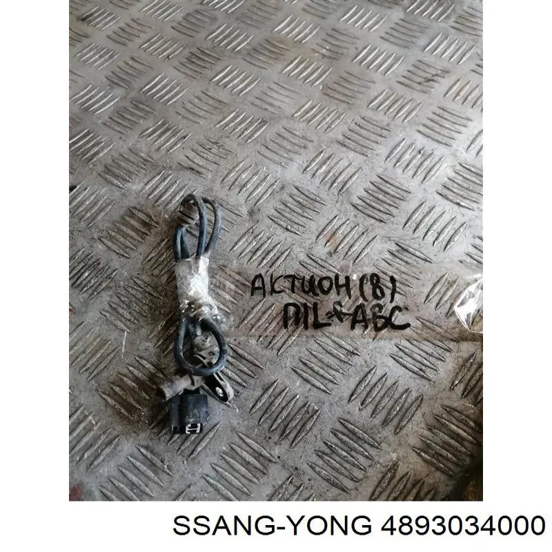 Czujnik ABS przedni Ssang Yong 4893034000 cena, od 91,12 USD
